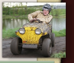 groene mini jeep